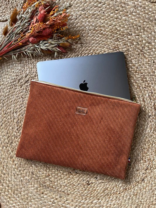 13"/14" computer cases in stock