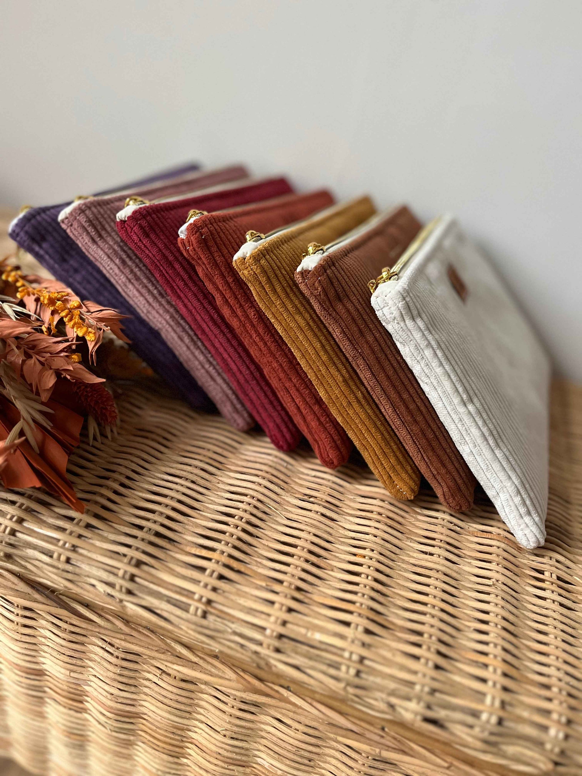 Les trousses plate en stock