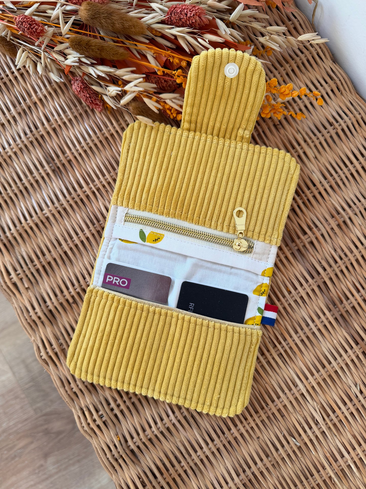 Porte-feuille compact Jaune