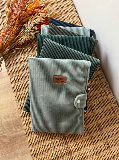 Les housses à livre broché en stock