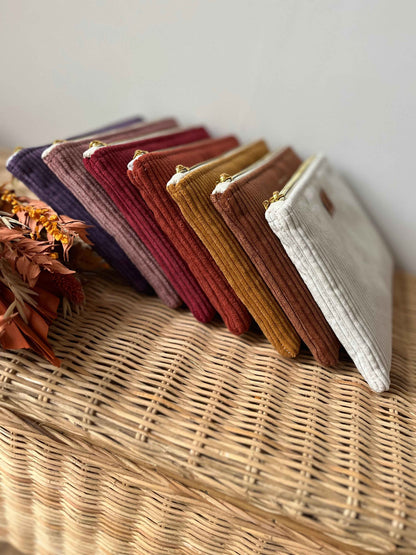 Les trousses plate en stock