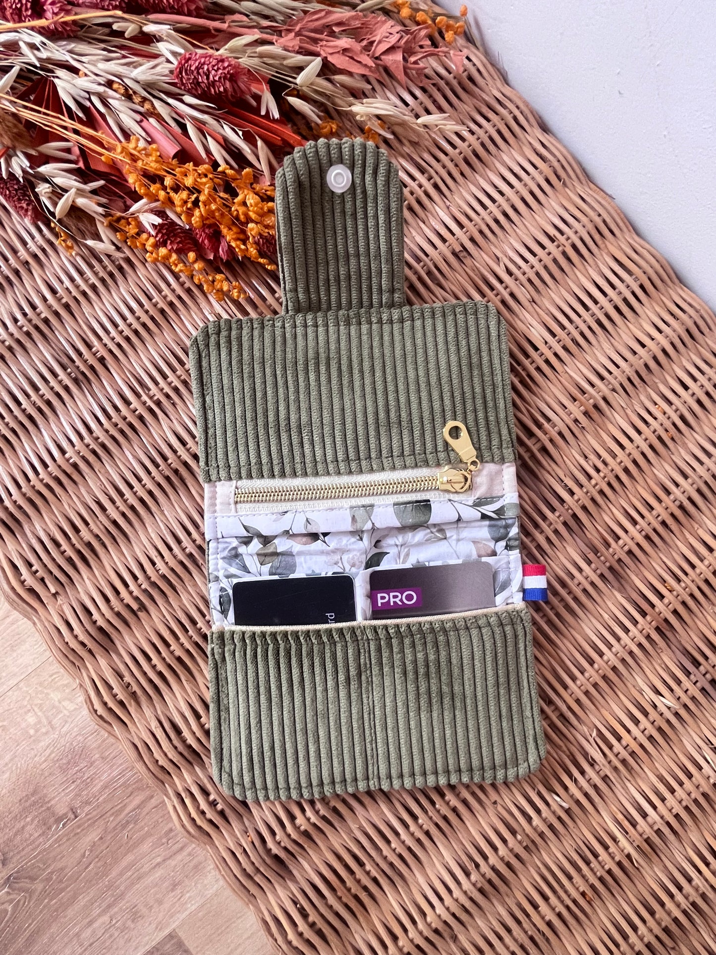 Porte-feuille compact Olive