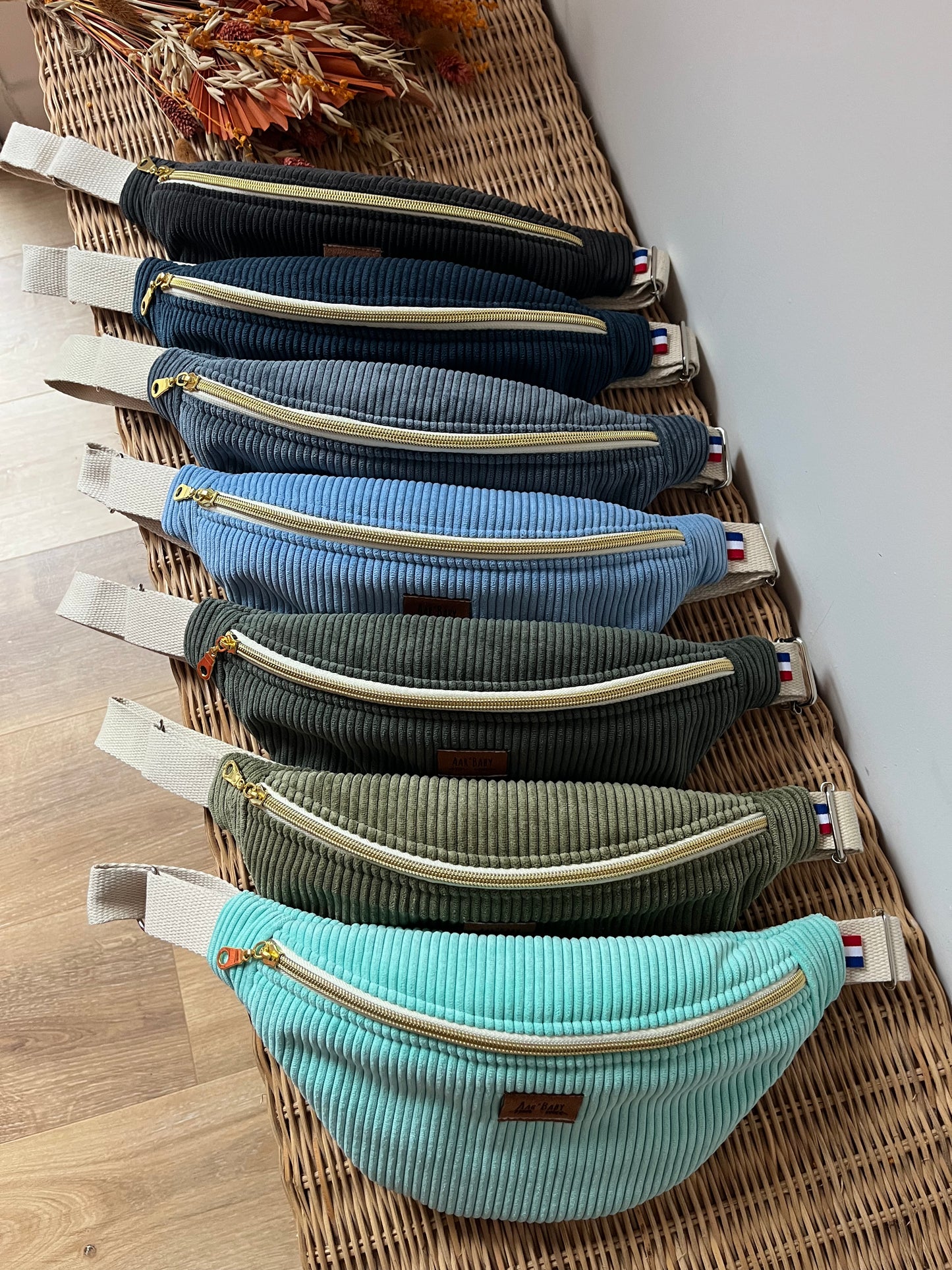 Fanny packs in stock