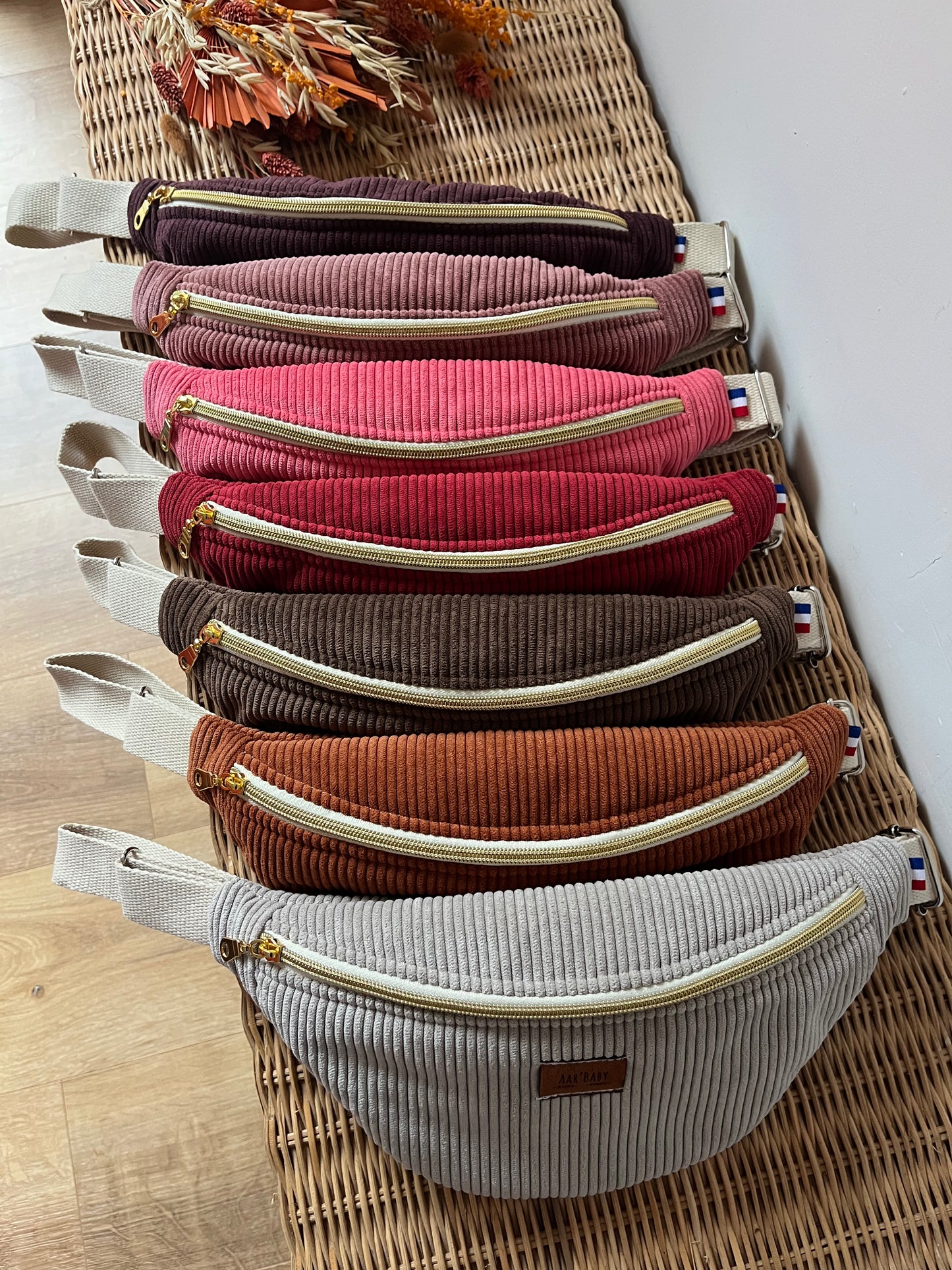 Fanny packs in stock