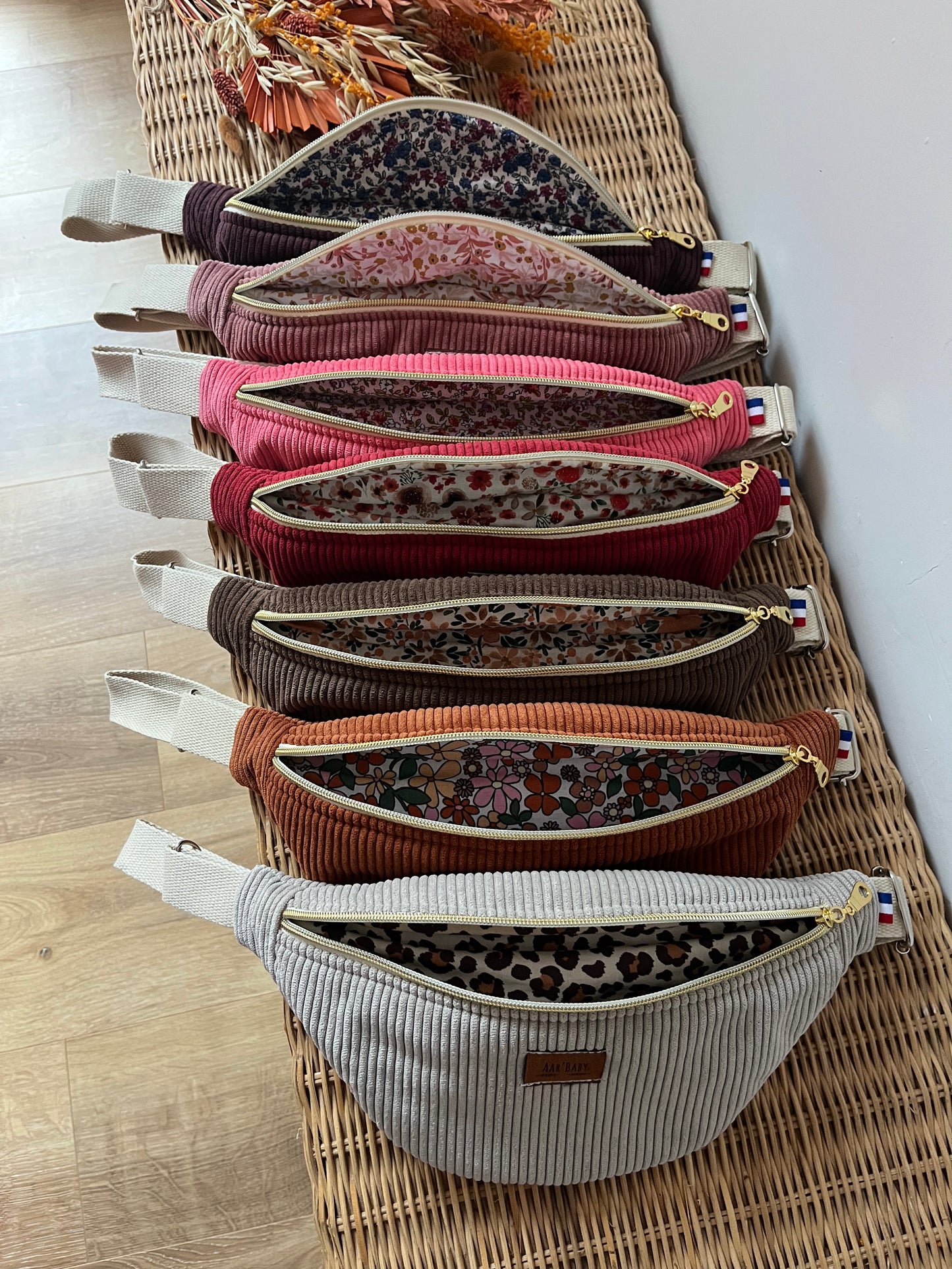 Fanny packs in stock